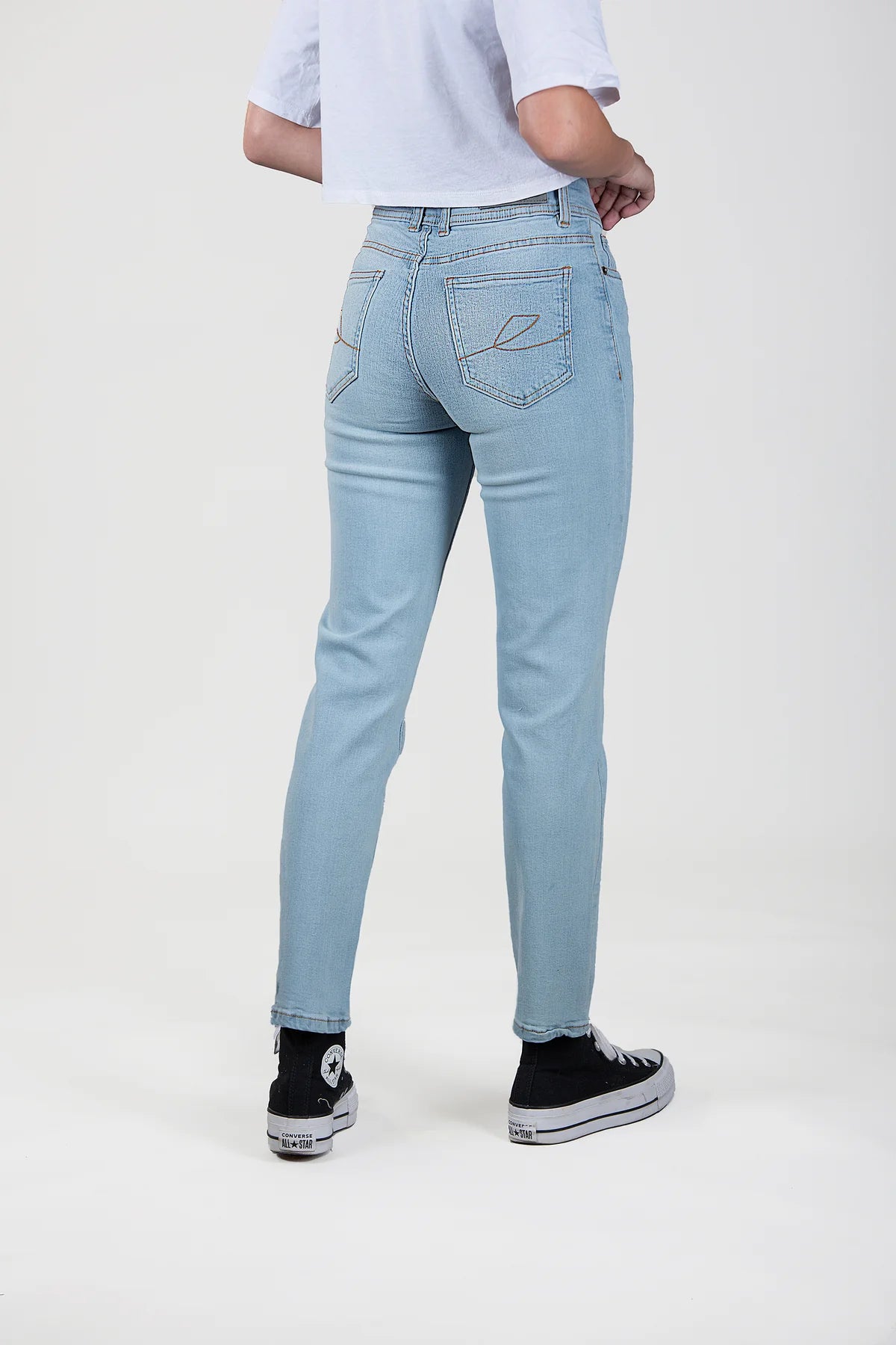 Sasha Straight Fit Jeans